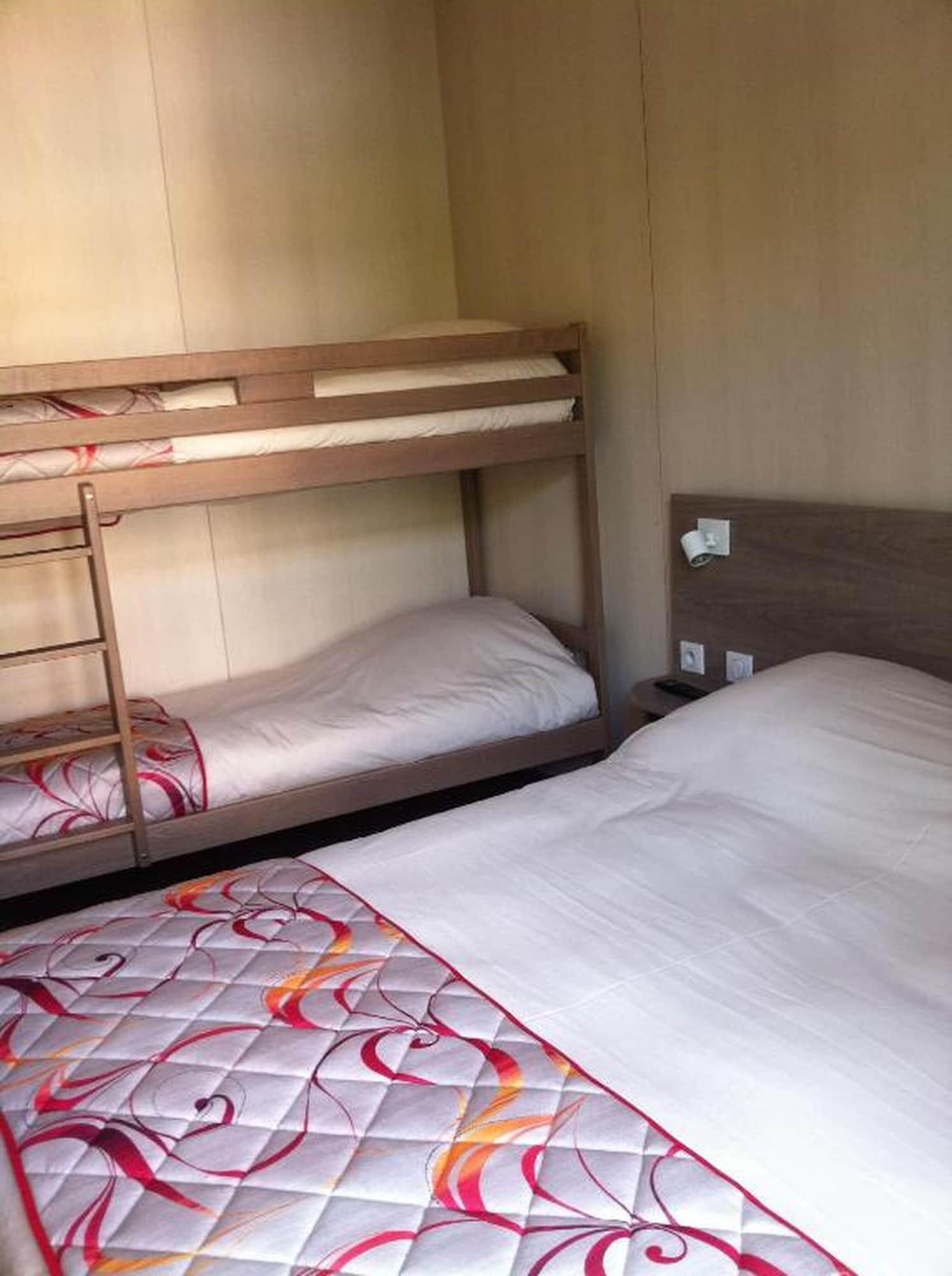 Brit Hotel Confort Le Revest Sainte-Maxime Luaran gambar