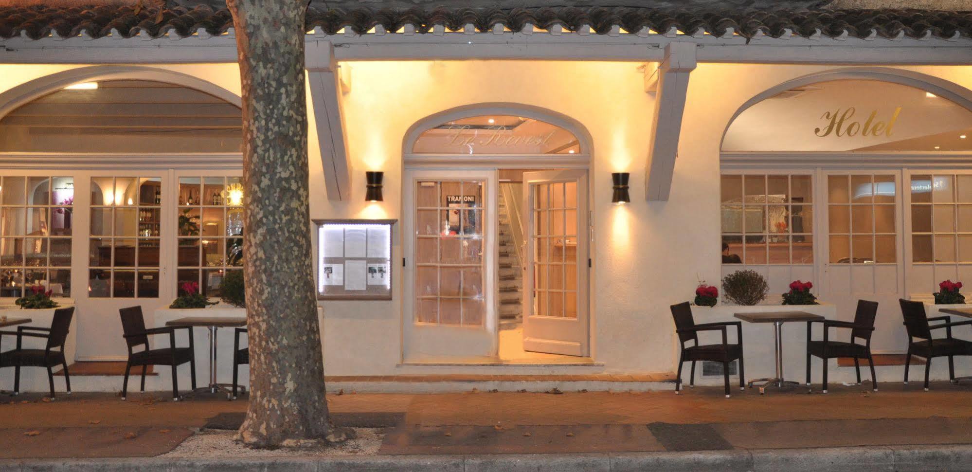 Brit Hotel Confort Le Revest Sainte-Maxime Luaran gambar